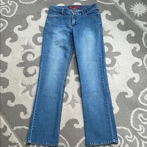 Moe “ more of everything “ Stylish Blue Boot Cut Women's Jeans 👖 Size 6, Rise 9”